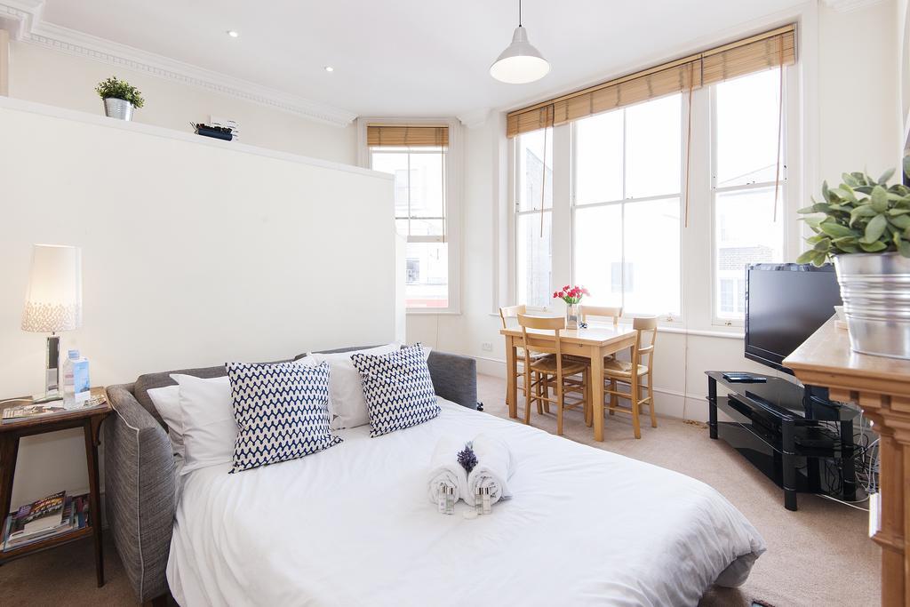 The Stratford Road Pied-A-Terre Apartment Лондон Екстериор снимка
